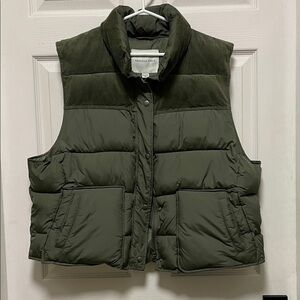 American Eagle | Army Green | Snap/Zipper Front Closure | Puffer Vest | Size XXL